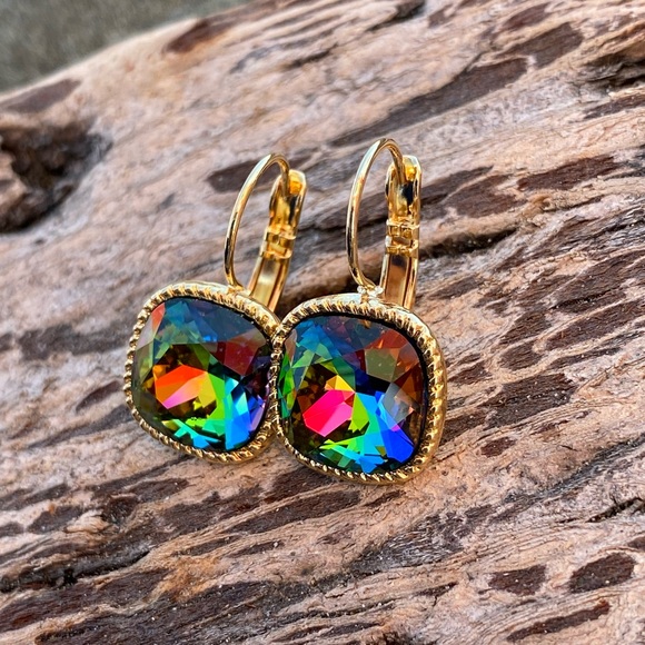 Jewelry - Handcrafted earrings with Swarovski crystal